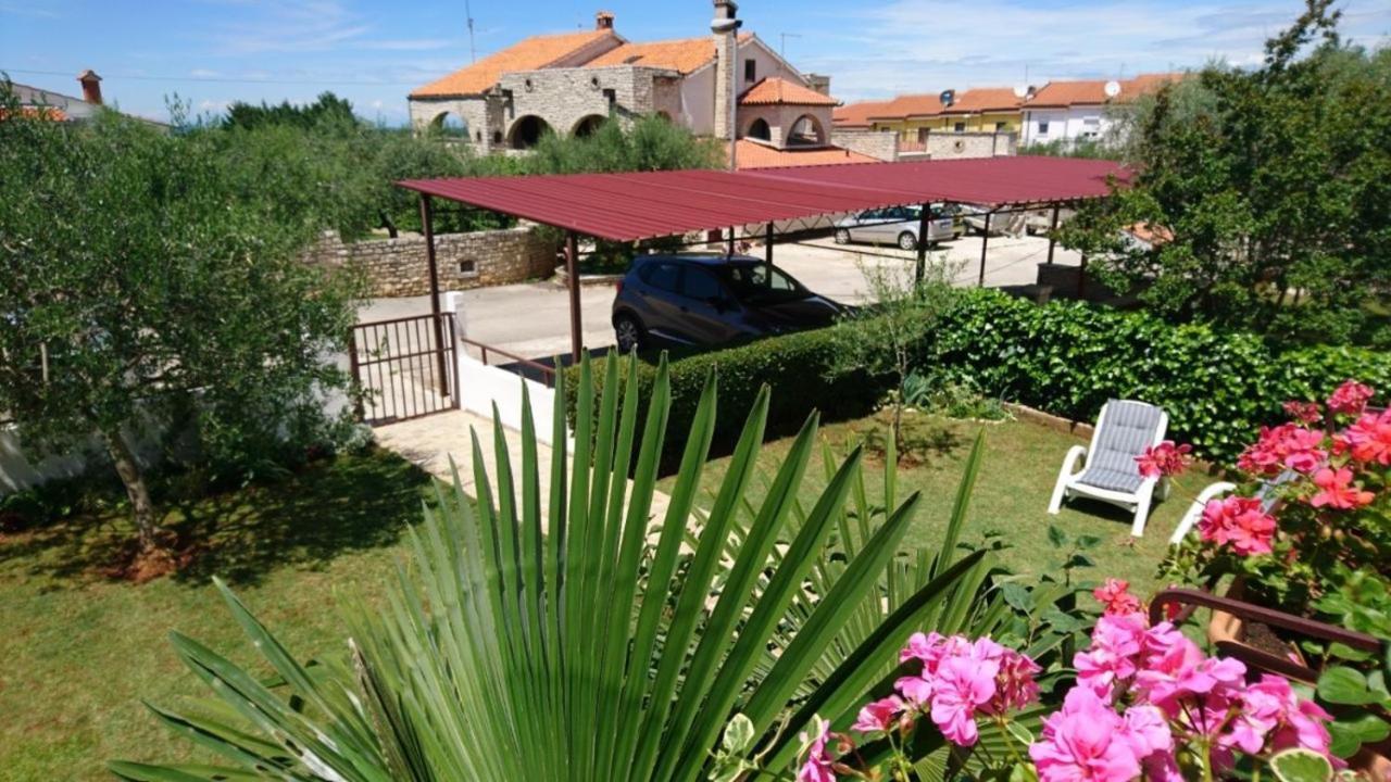 Apartment Devcic Porec Bagian luar foto