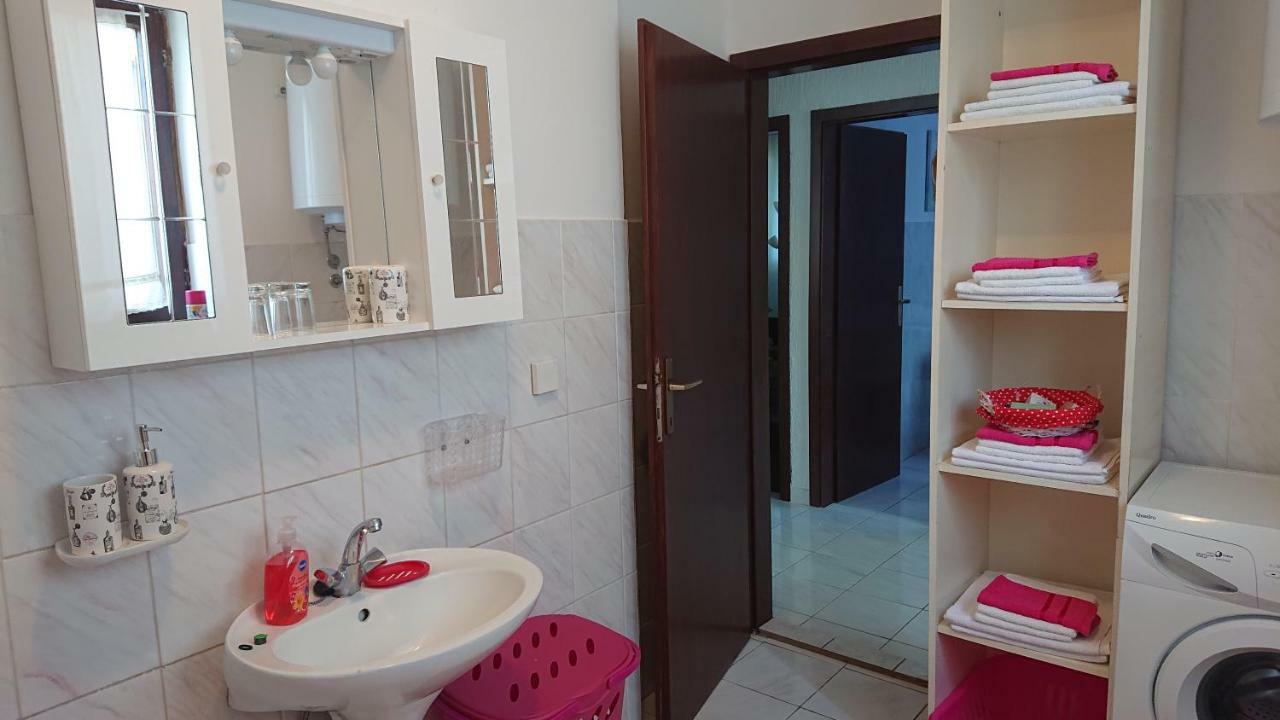 Apartment Devcic Porec Bagian luar foto