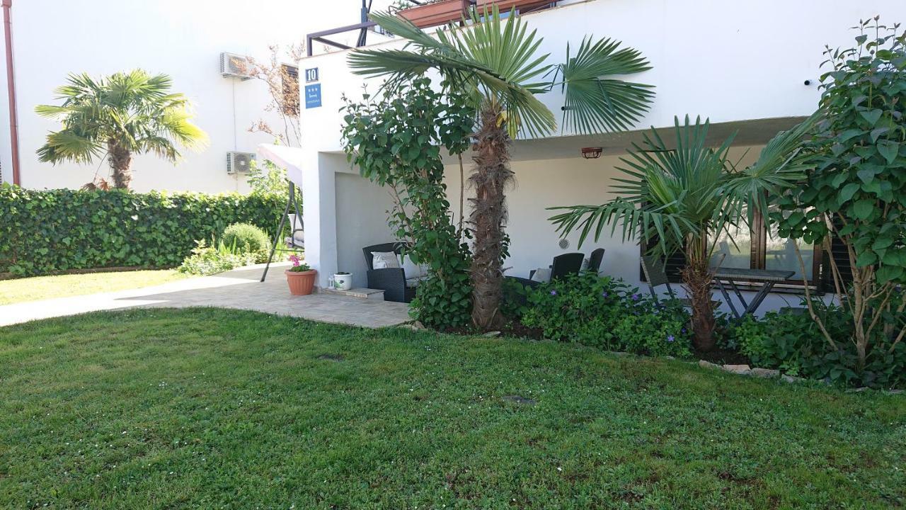 Apartment Devcic Porec Bagian luar foto